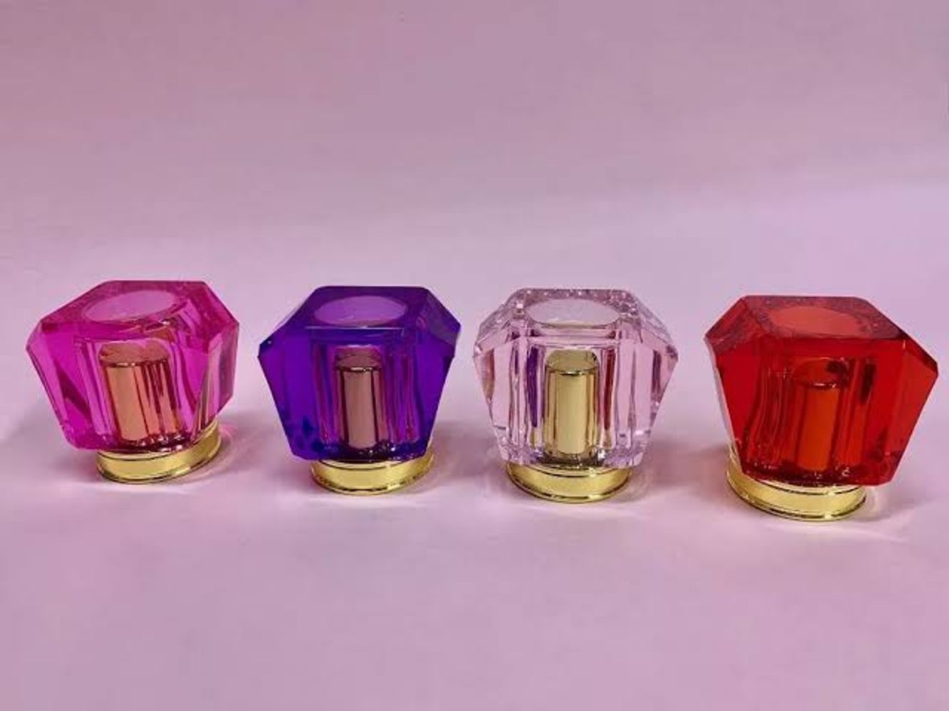 Si tenés tapitas de perfume en tu casa, no las tires, tenés un tesoro: cómo aprovecharlas, paso a paso 