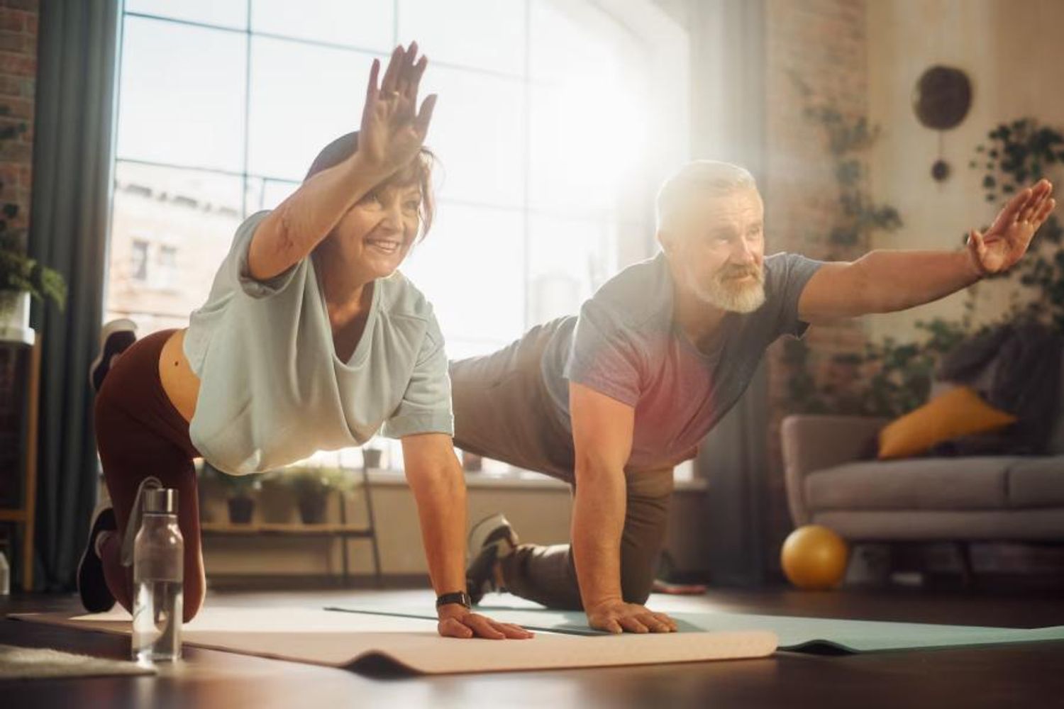 Los expertos en salud coinciden: "Ni nadar ni caminar, a partir de los 50 años es necesario hacer pesas y trabajar la musculación"
