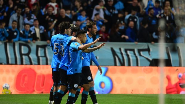 Belgrano homenajeó a Lionel Messi, como todo el fútbol argentino