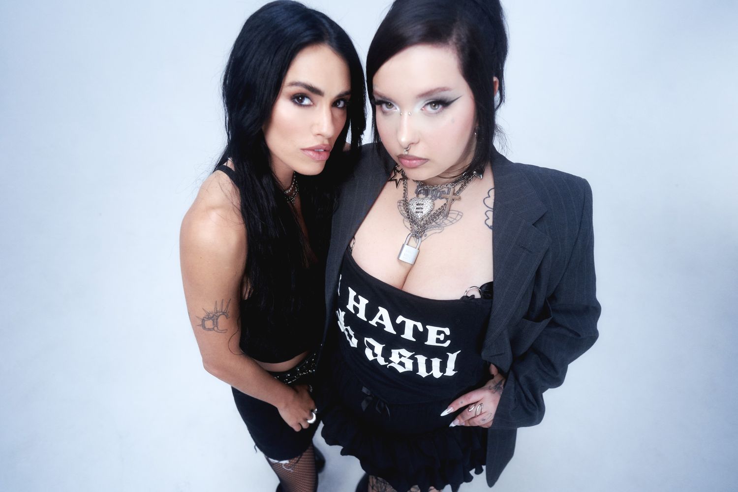 De "Miss Universo" a reina de los raros: BB Asul cruza el pop con el grunge y el nu metal en su nuevo disco