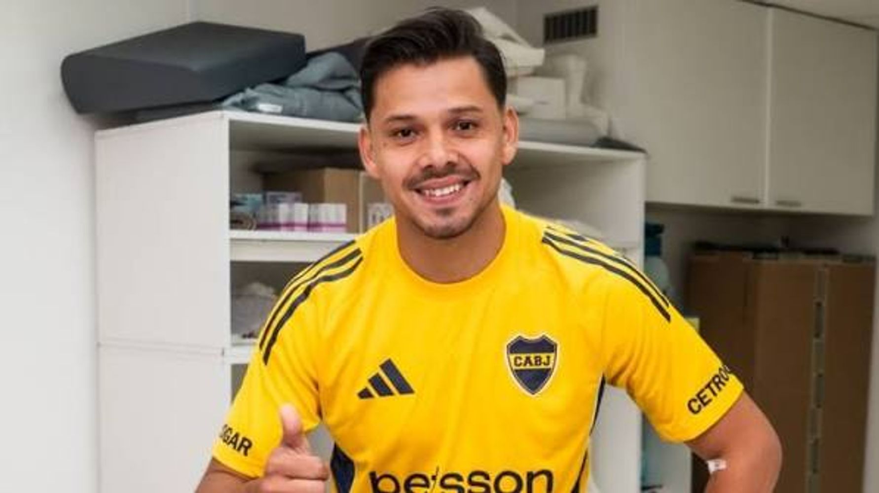 Ángel Romero, el futbolista paraguayo que no ingresó ante Vélez.