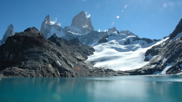 Especialistas alertan que en El Chaltén podría pasar lo mismo que en Nepal.