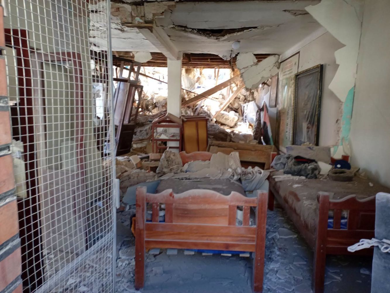 Especialistas investigan las causas de las explosiones registradas en un cuartel en Viacha, Bolivia, que dejaron un saldo provisorio de tres muertos y decenas de heridos y desaparecidos.