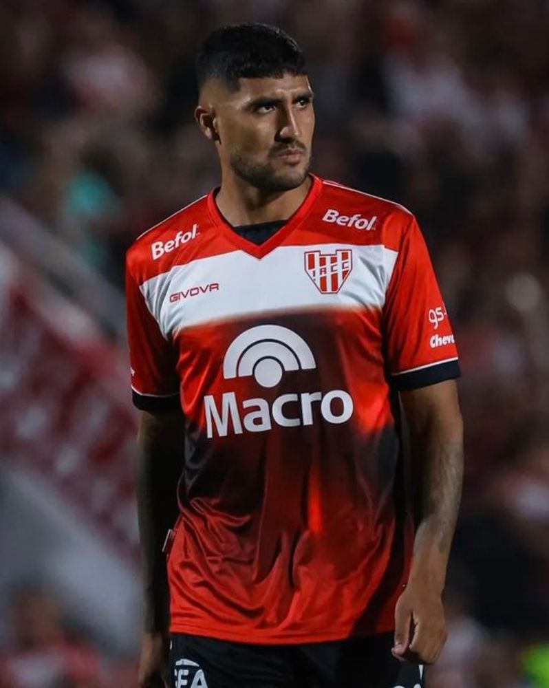 Jonathan Galván, defensor de Instituto y conocedor de la prédica del DT de Talleres.