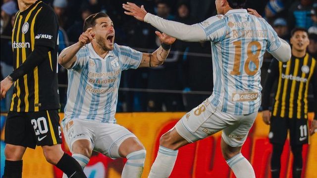 Atlético superó a Racing 2-1 y sigue firme en la pelea por avanzar en el Clausura.