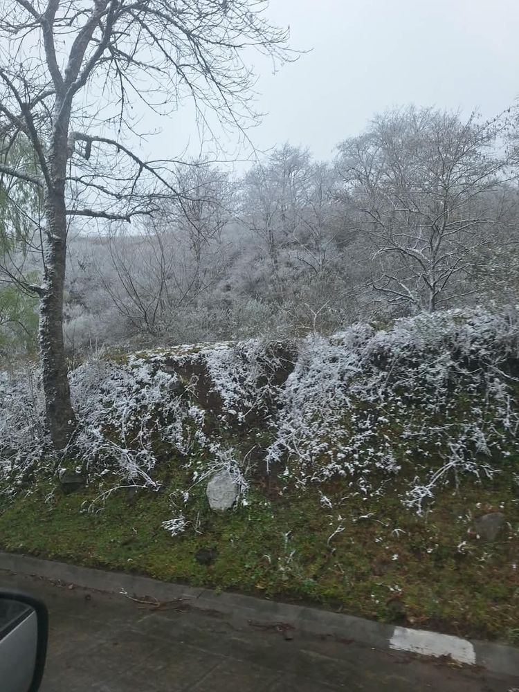 El tramo entre los kilómetros 75 y 90 fue el más afectado por la nieve.