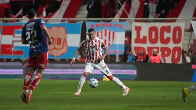 El capitán de Instituto, Fernando Alarcón, se cuidó por las cuatro amarillas y estará ante Talleres.