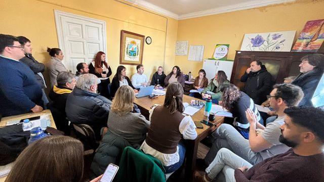 El Consejo Escolar recibió a concejales