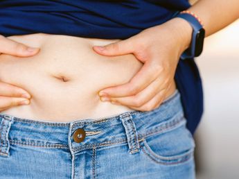 Por qué la grasa abdominal puede persistir aunque haya dieta y ejercicio, según una publicación de Harvard