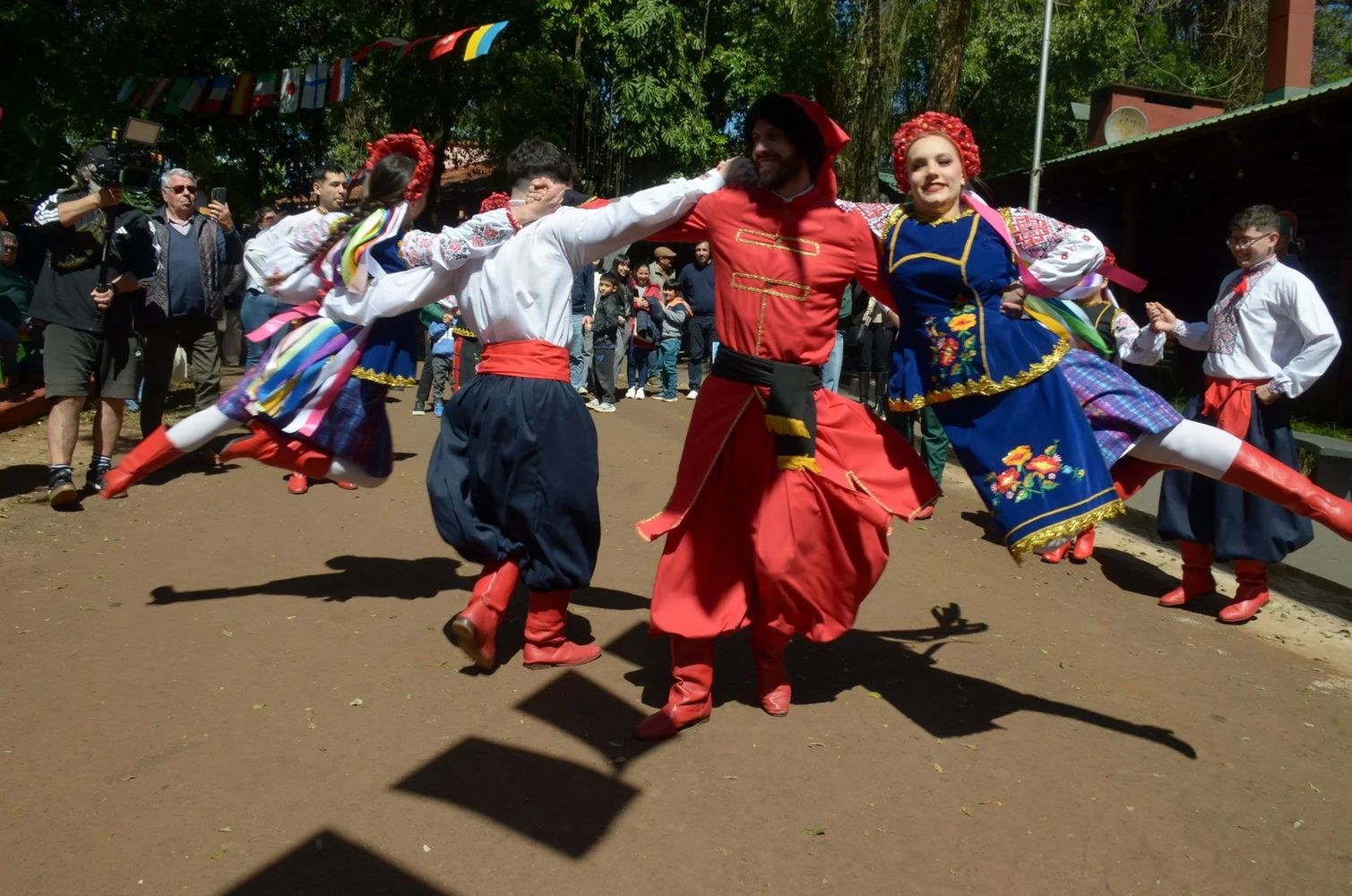 Fiesta del Inmigrante: gran convocatoria y nuevas propuestas en sus primeras jornadas en Oberá.