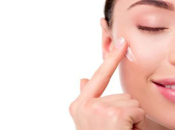 Los expertos en belleza coinciden: "Así puedes aplicar la crema Nivea para rejuvenecer el rostro y eliminar manchas"