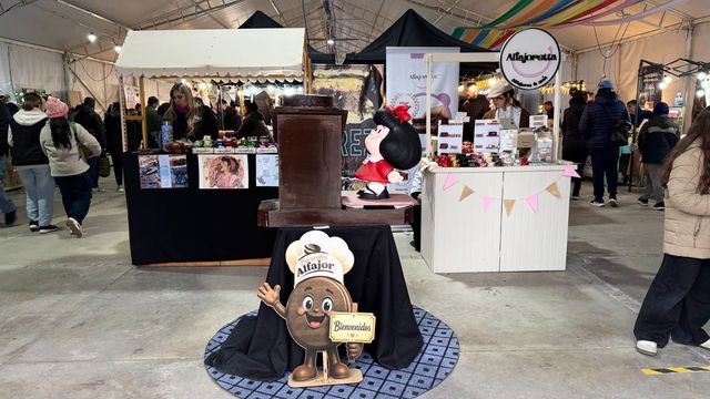 El Encuentro del Alfajor reunió 110 stands en el Paseo de los Artesanos.