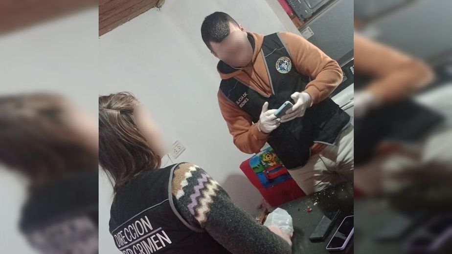 Posadas: hallaron el celular que utilizaba el excomisario prófugo y analizan nuevas pistas para localizarlo.