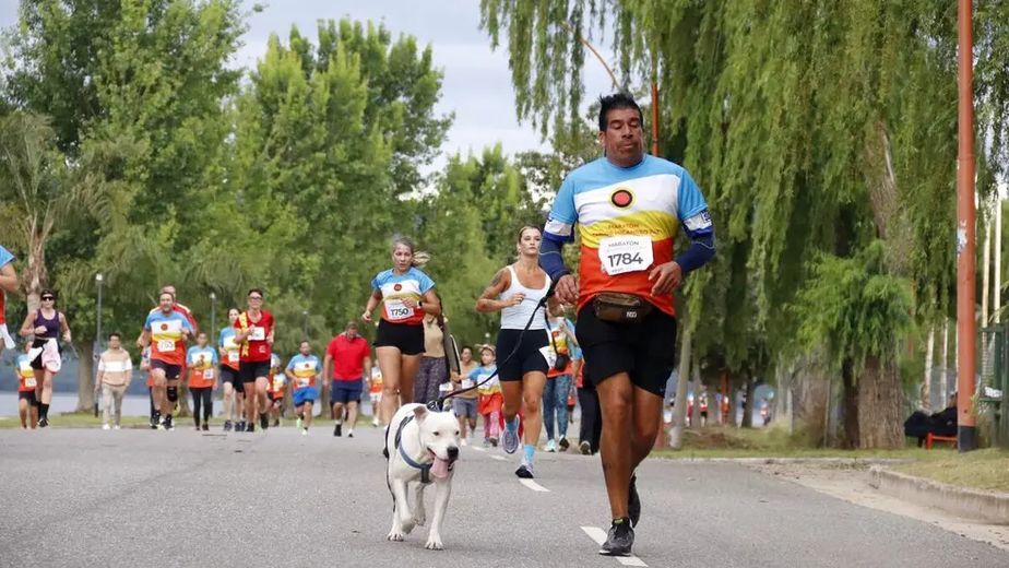 Carlos Paz se prepara para una maratón recreativa y familiar que celebra la identidad carlospacense