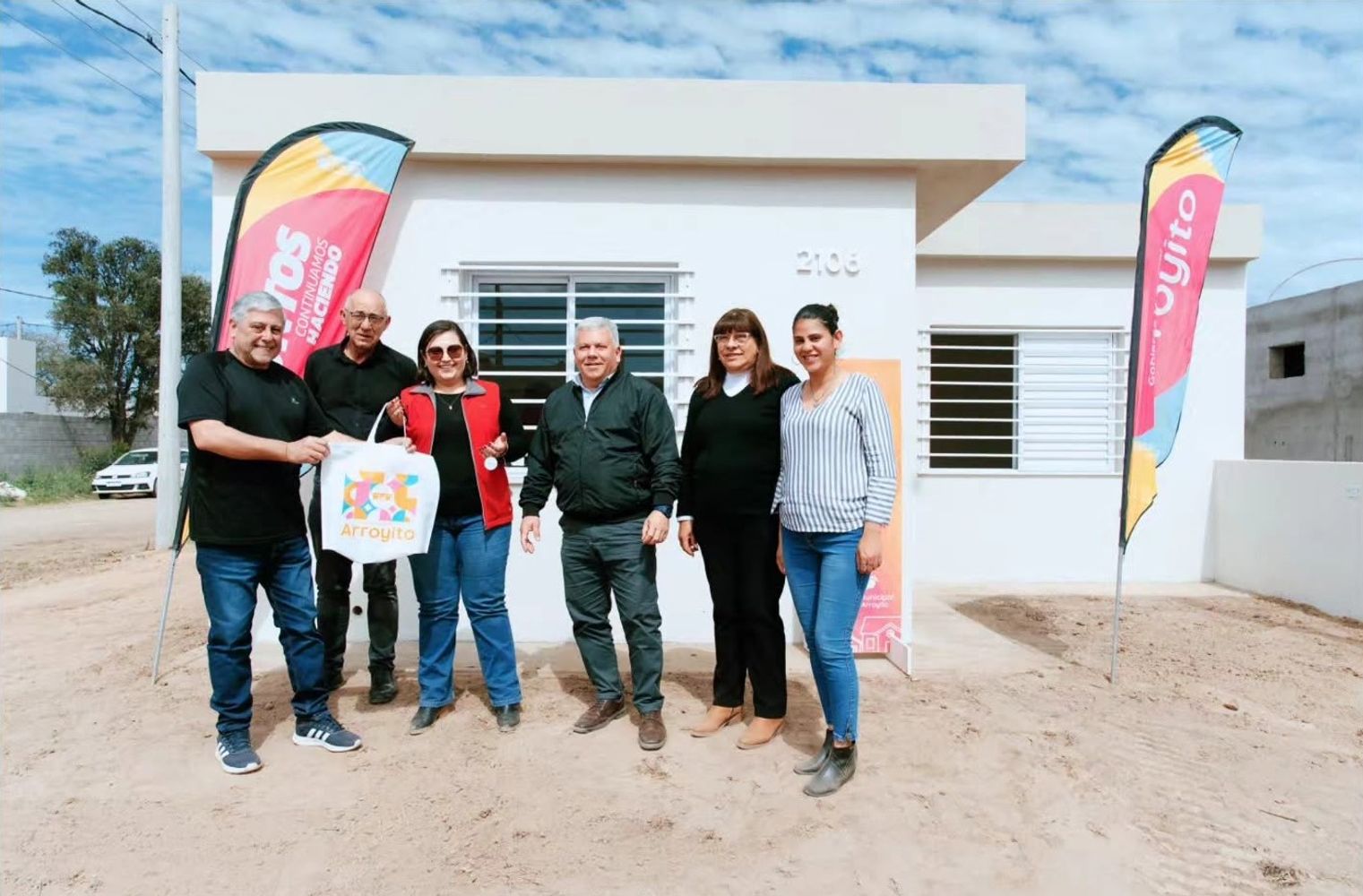El Municipio de Arroyito entregó 2 nuevas viviendas del Plan Casa