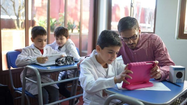 Inteligencia artificial para docentes.