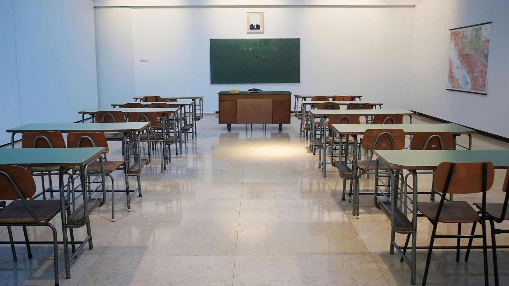 Escuelas.