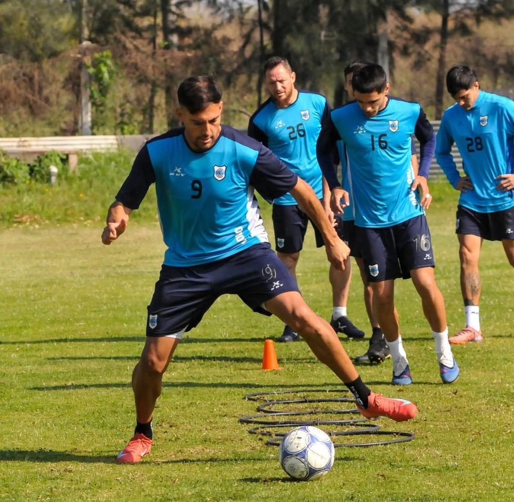 El delantero Octavio Bianchi reconoció con autocrítica un pasaje del encuentro con Almagro en el que cometió una infracción dentro del área, y valoró el respaldo de sus compañeros ante esa circunstancia.