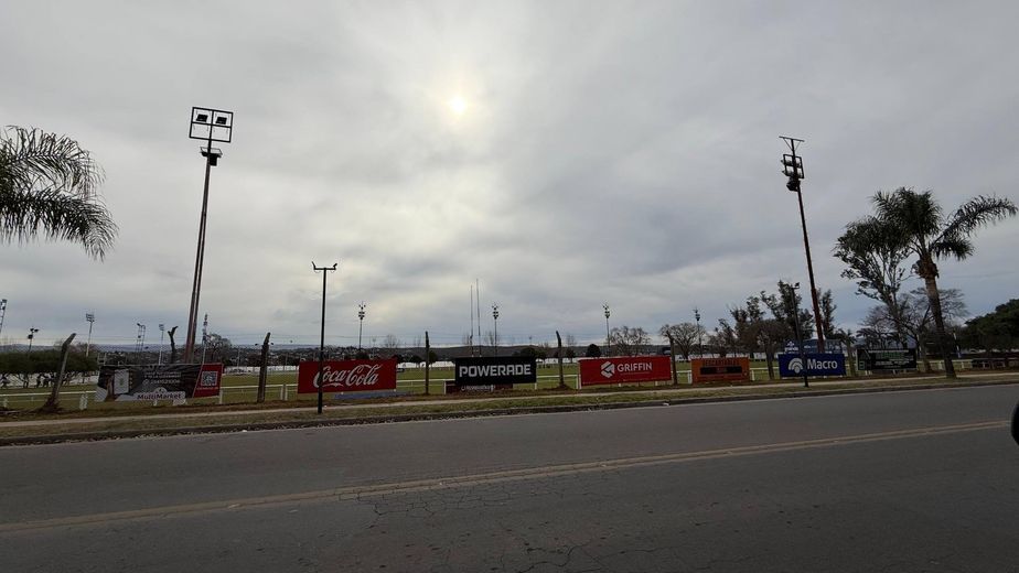 Crece el malestar en Carlos Paz Rugby Club: socios exigen explicaciones y cuestionan el rol de Cristian Metrebian