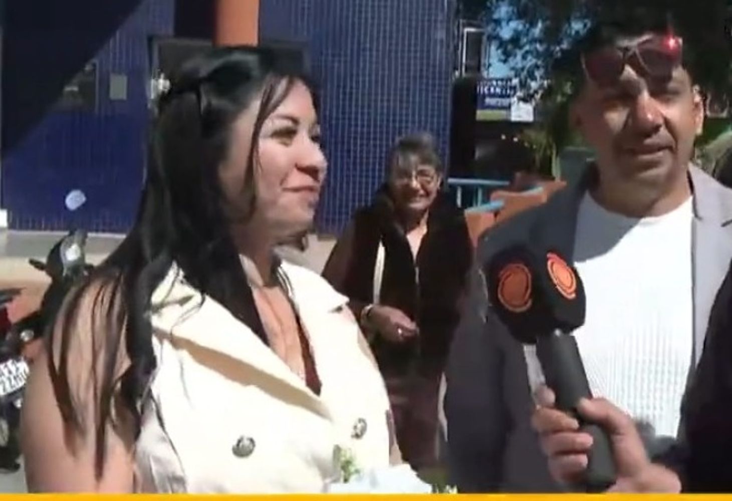 La pareja formalizó el amor con Belgrano campeón.