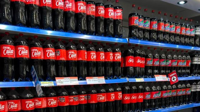 Por qué la cadena de supermercados Coto se niega a vender productos de Coca-Cola