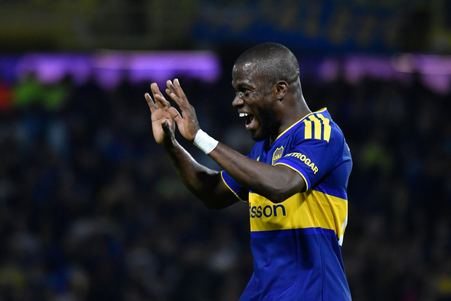 Enner Valencia y un gol histórico en Boca.