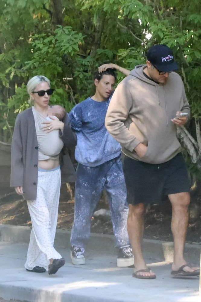 Lady Gaga se convirtió en mamá