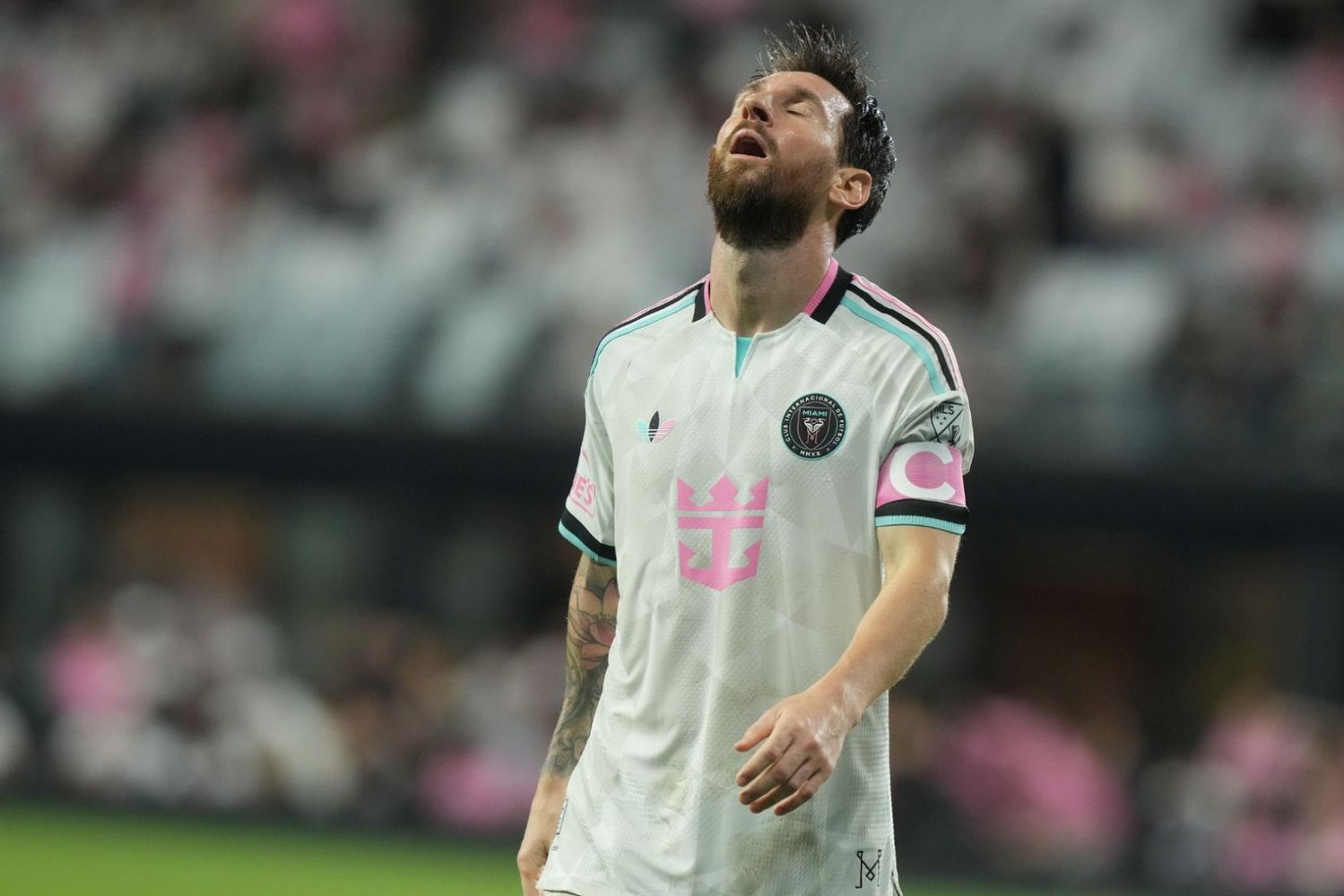 Lionel Messi, un golazo y pudieron ser un par más. No alcanzó para ganar.