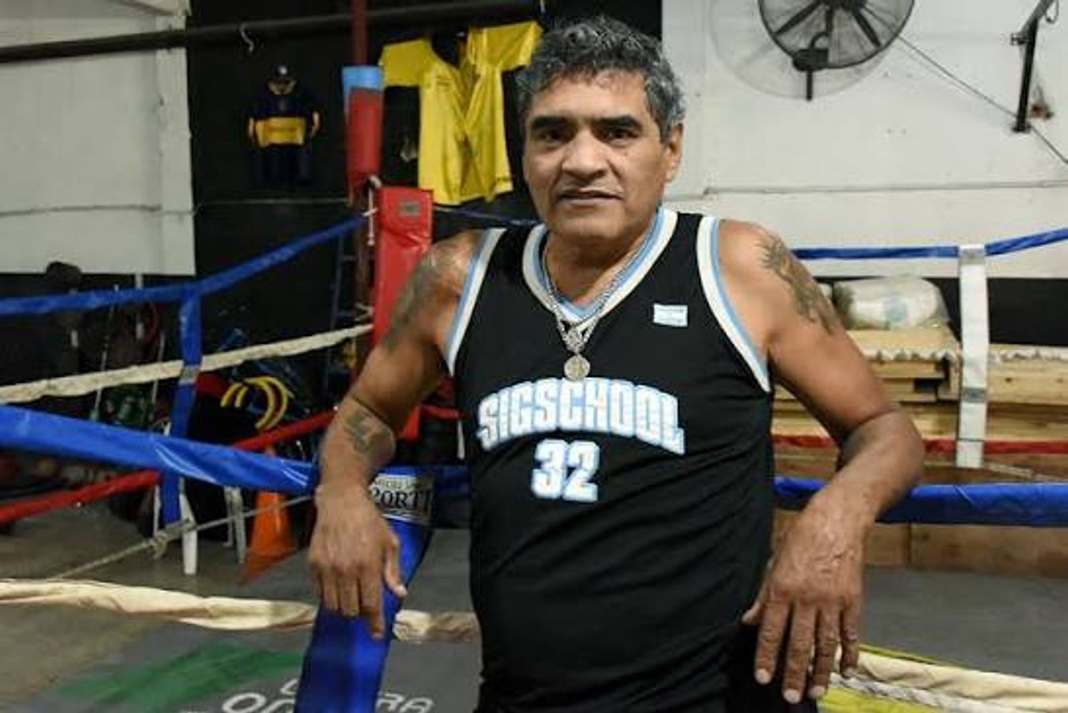 "Roña" Castro.