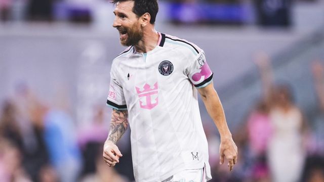 Encendido, Lionel Messi puso el 2 a 1 para el Inter Miami, al que se le escapó el triunfo ante el líder al final.