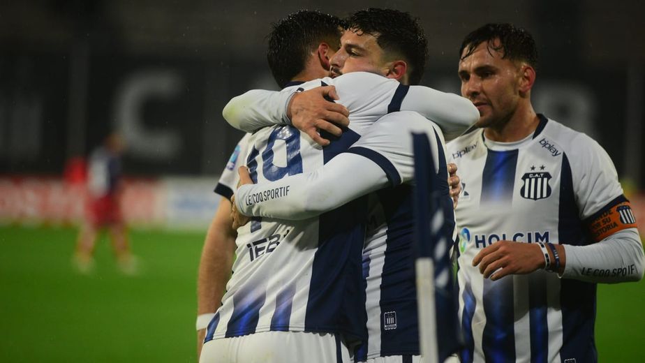 Talleres se sacó la mufa: primer triunfo en el Kempes y ya no está último en la tabla