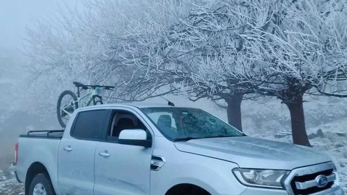 Colapso vial en Córdoba: accesos a La Cumbrecita y Villa Berna saturados por la nieve