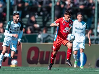 Belgrano perdía pero rescató un punto ante Sarmiento con un penal en el cierre del partido