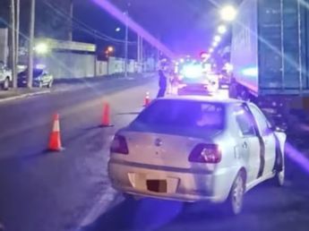 Tragedia en Córdoba: murió un automovilista tras un violento choque durante la madrugada