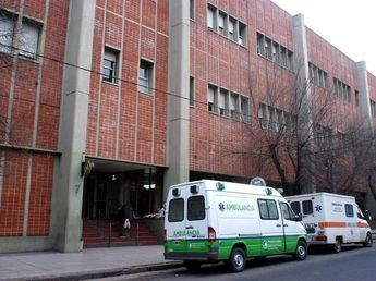 Una joven de 14 años de Mar del Plata recibió un balazo en la cabeza: investigan si fue un intento de femicidio y detienen al novio de 16