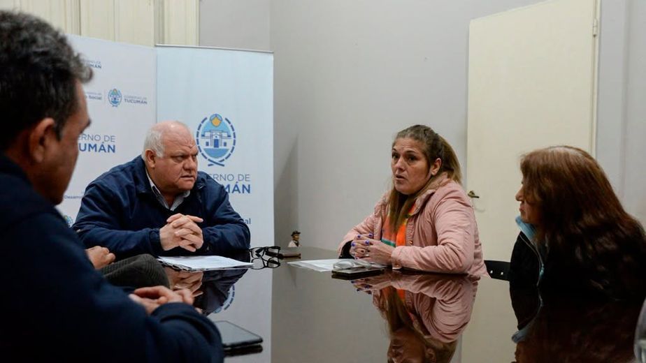El encuentro giró en torno a la reciente personería jurídica de la entidad de El Corte y al trabajo conjunto en materia de adicciones.