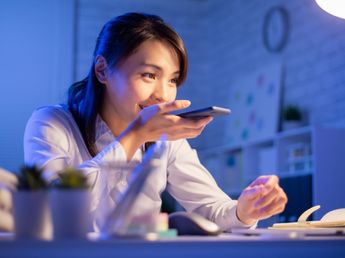 Los expertos en inteligencia artificial coinciden: cinco cosas que nunca deberías contarle a una IA