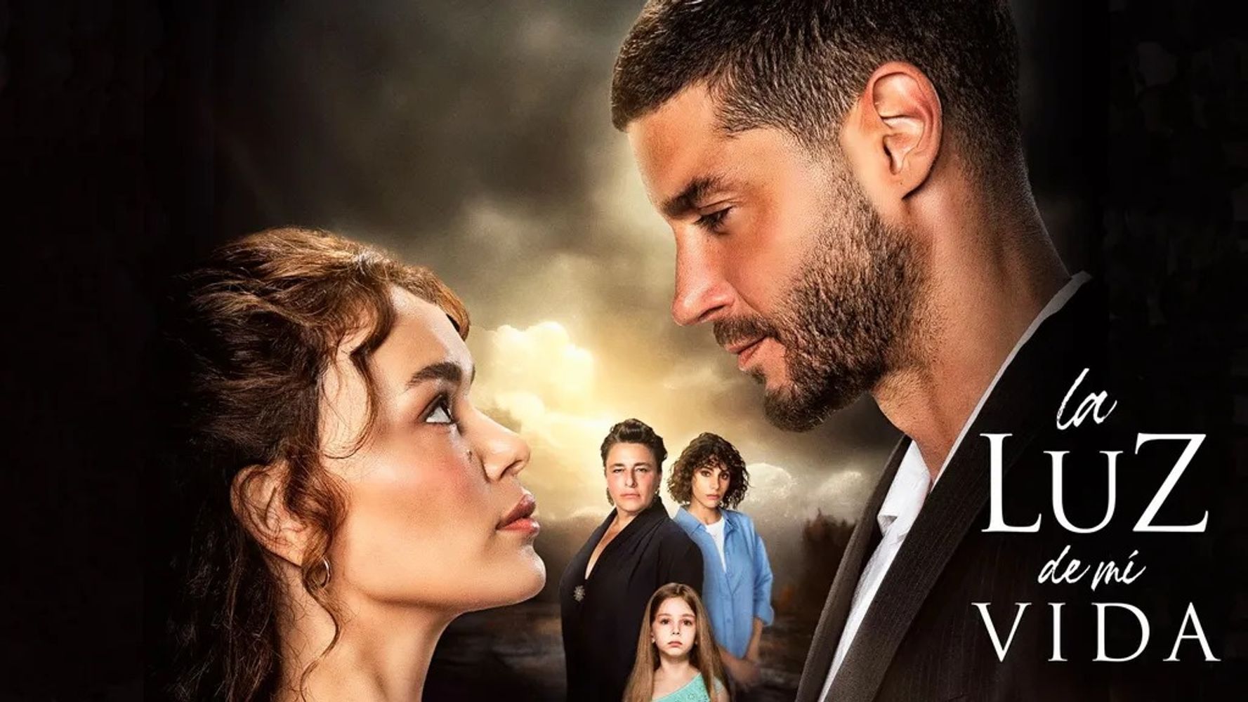 Berk Oktay interpreta a Firat, uno de los personajes centrales de la ficción.