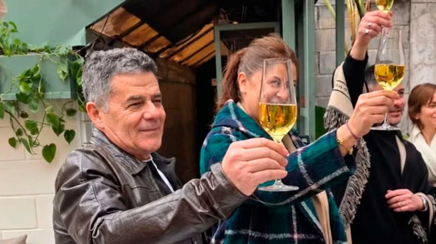 Julián Weich y su esposa, cómo fue el casamiento secreto