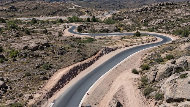 La Ruta 28 suma nuevos tramos pavimentados camino a Los Gigantes.