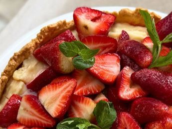 Tarta de frutillas y pastelera al estilo Maru Botana: la receta ideal para sorprender a la hora del postre