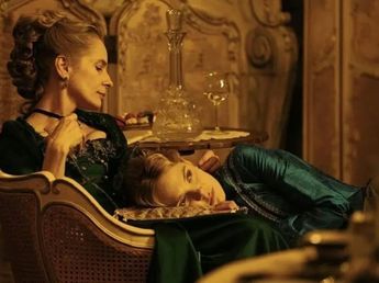 La nueva serie de Netflix que arrasa con 6 capítulos y enfrenta al dinero con la aristocracia