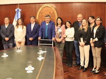 Tecnología y aulas: qué proyectos comparten la UNT y la Legislatura
