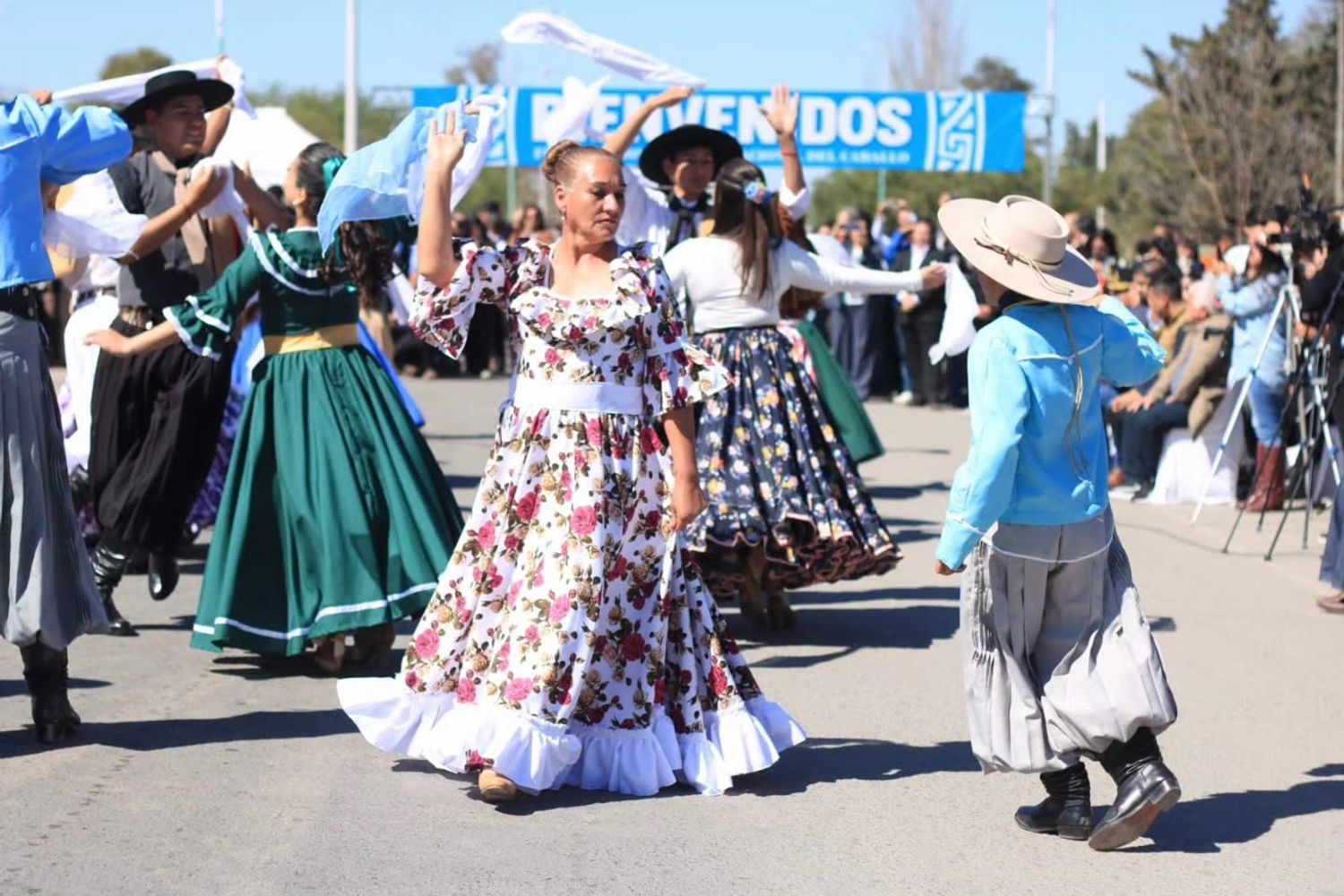 La programación incluye jineteadas, exposición de caballos, gastronomía típica y una cartelera musical aún sin confirmar.