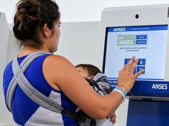 Oficial | Cambios en la Libreta AUH: las acreditaciones de la Asignación Universal serán automáticas y ya no habrá que presentar certificados