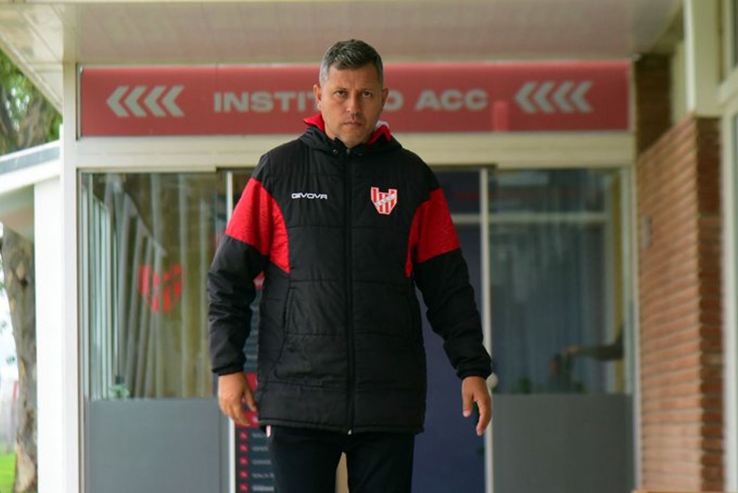 Para el DT de Instituto, Diego Flores, el duelo con Talleres tendrá un ingrediente extra.