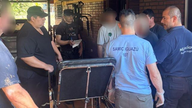Puerto Iguazú: un hombre de 88 años fue atacado por sus dos perros rottweiler.