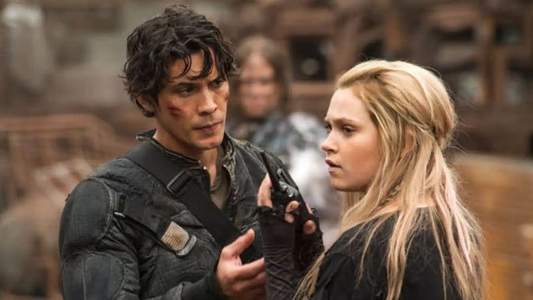 Clarke Griffin y Bellamy Blake.