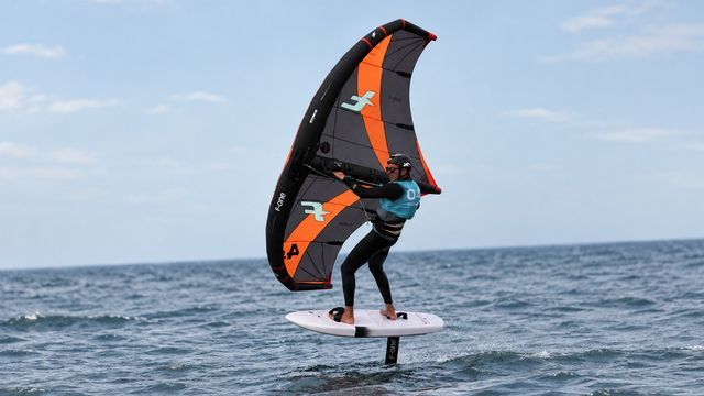 La cuarta fecha del Campeonato Argentino de Wingfoil se disputará este fin de semana en el lago San Roque.