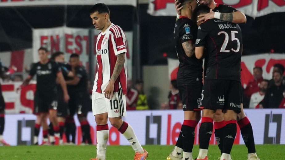 River perdió ante Huracán el invicto de Ponzio, con gol de un jugador que pertenece a Boca